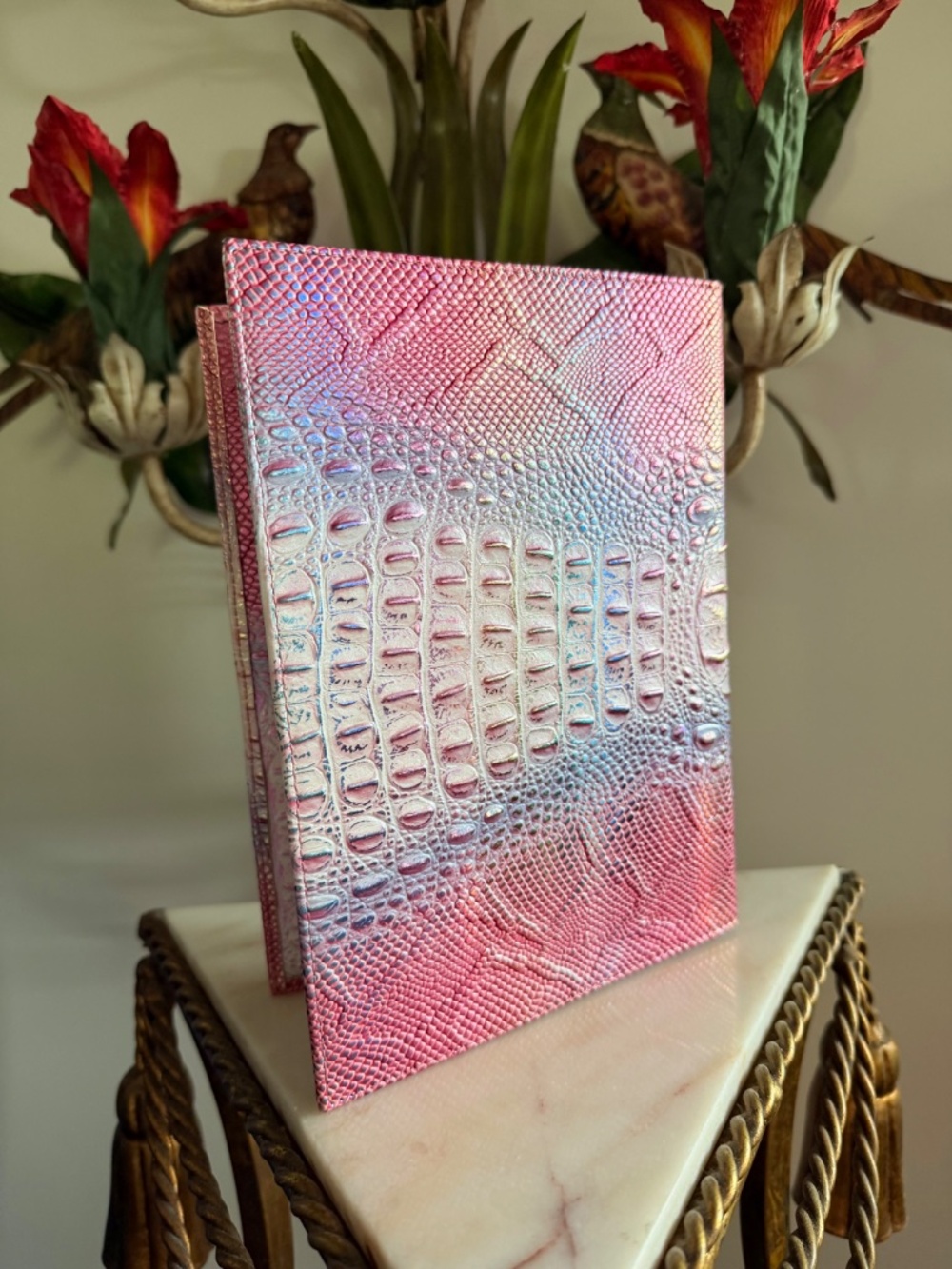 💖 NWT Brahmin SAMPLE Multi Sundial Pink Iridescent Leather Journal Notebook💖 - Picture 3 of 9